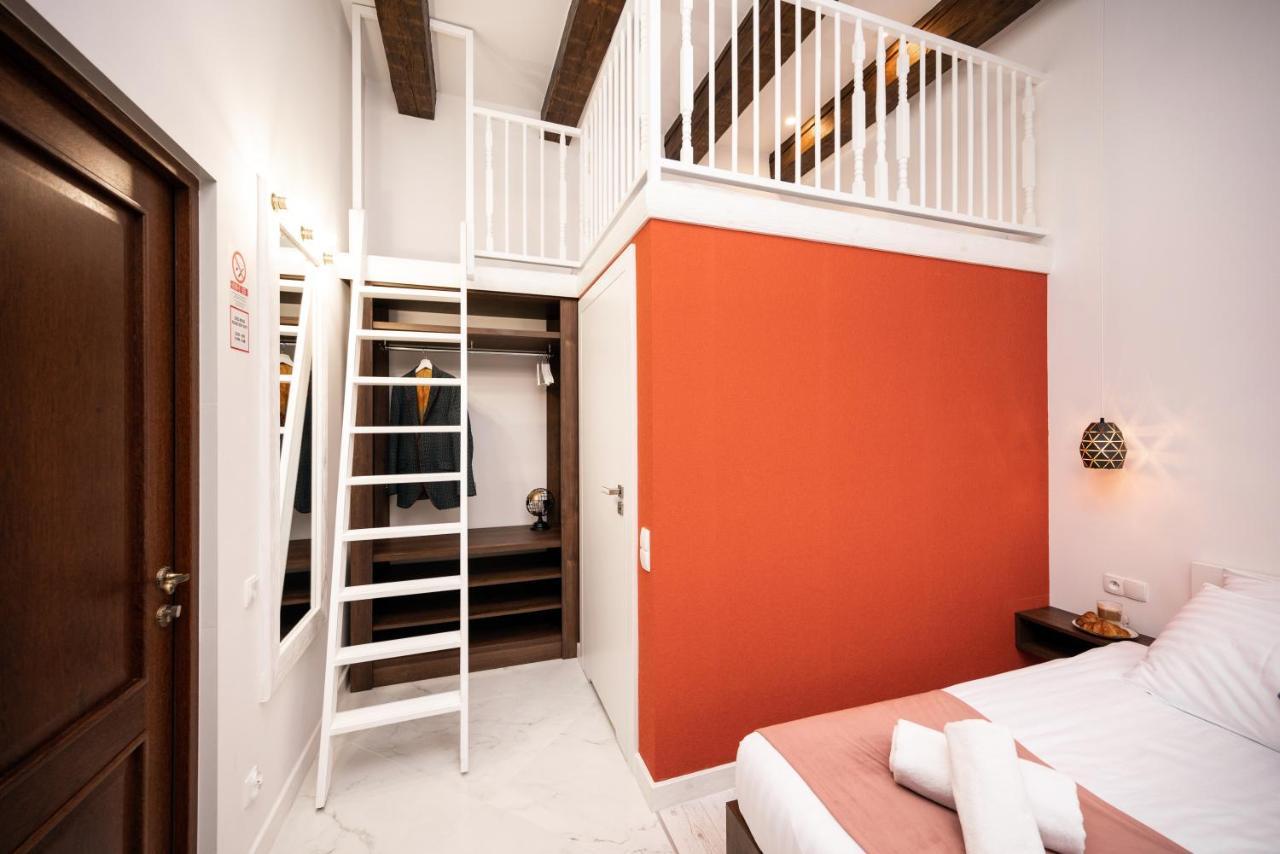 Hive Family House Hotel Krakow Exterior photo
